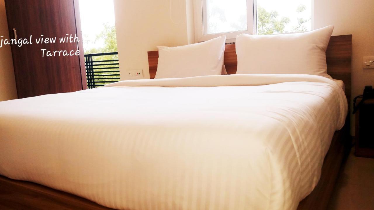 Oxus Hotel