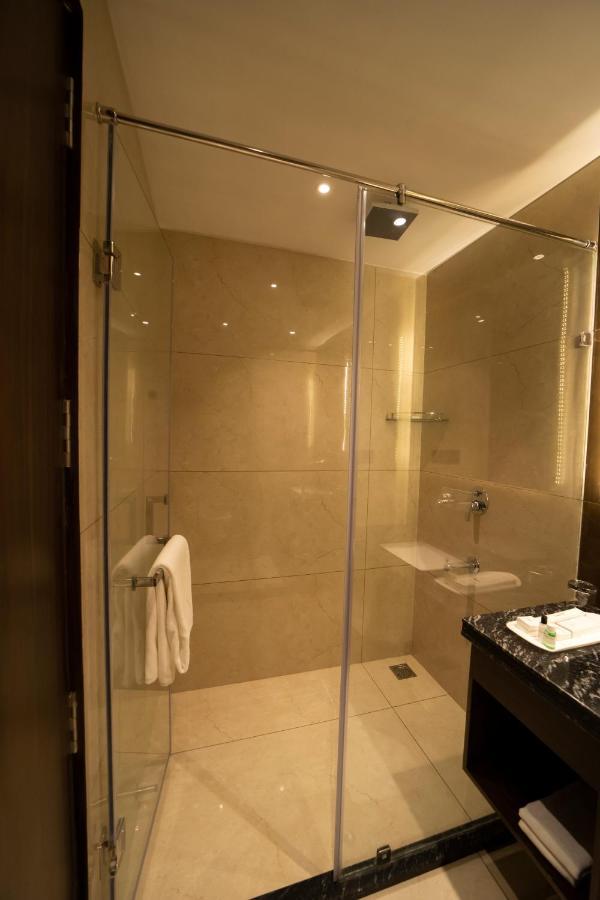 Dvij Hotel 3*