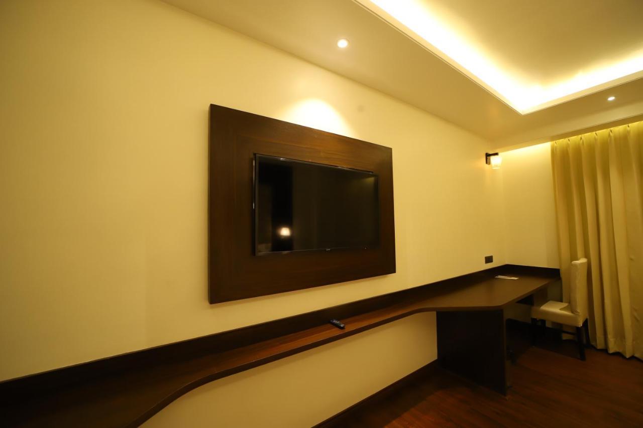 Dvij Hotel 3*