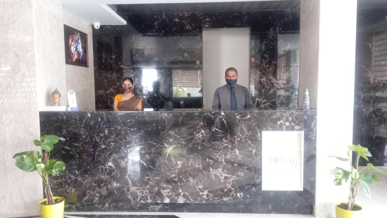Hotel Dvij 3*
