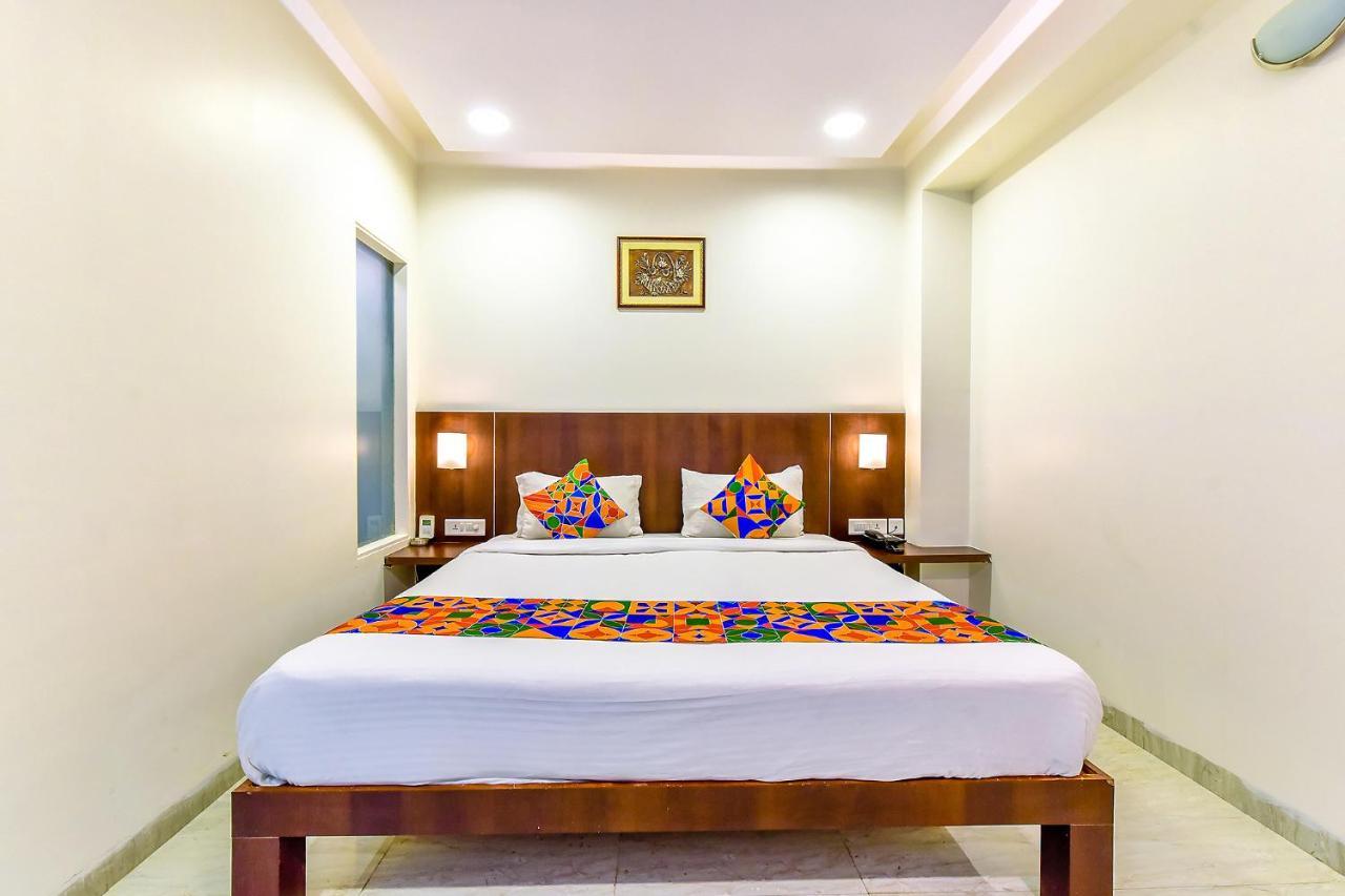 Fabhotel Radiant Star Lalkothi