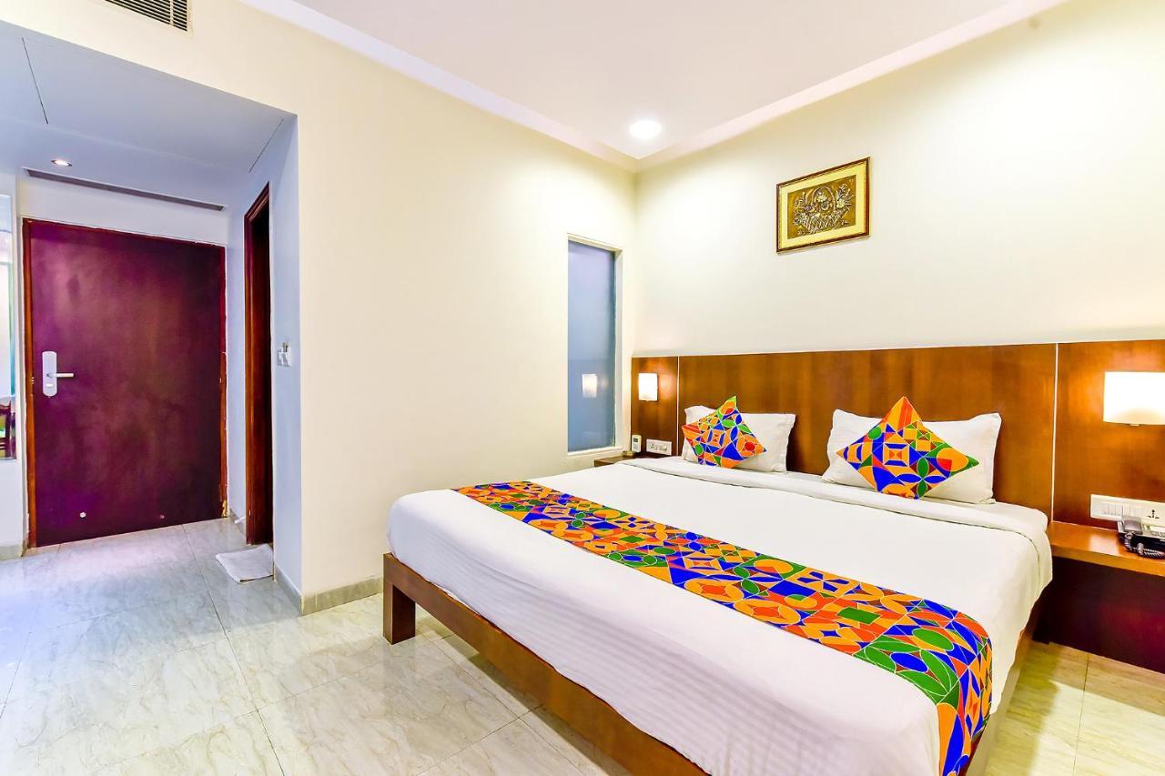 Fabhotel Radiant Star Lalkothi Hotel