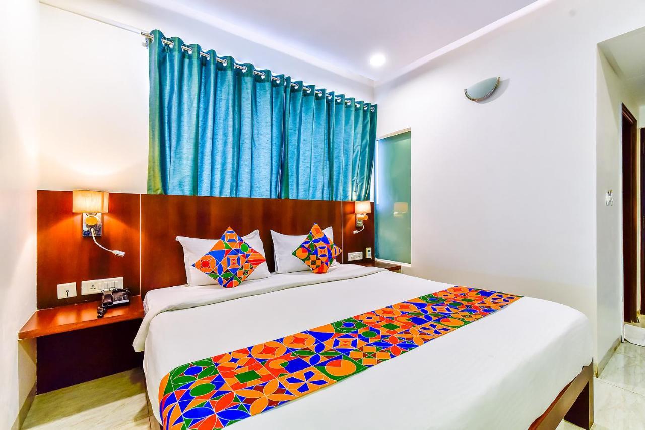 Hotel Fabhotel Radiant Star Lalkothi