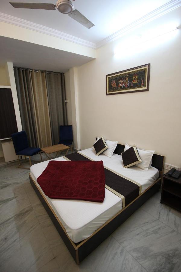 Royal Retreat By Aditya Hotel 3*