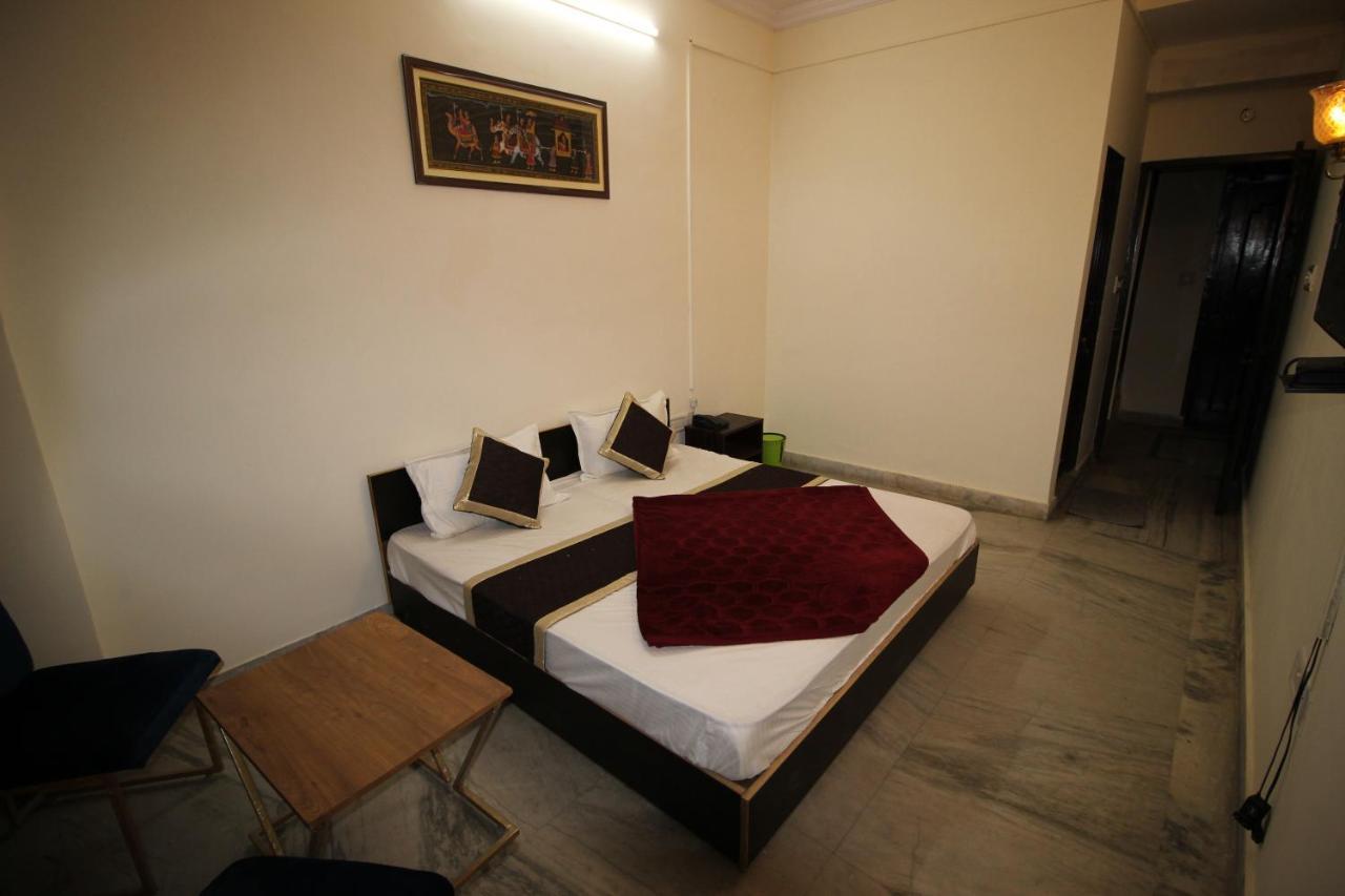 Hotel Royal Retreat By Aditya 3*