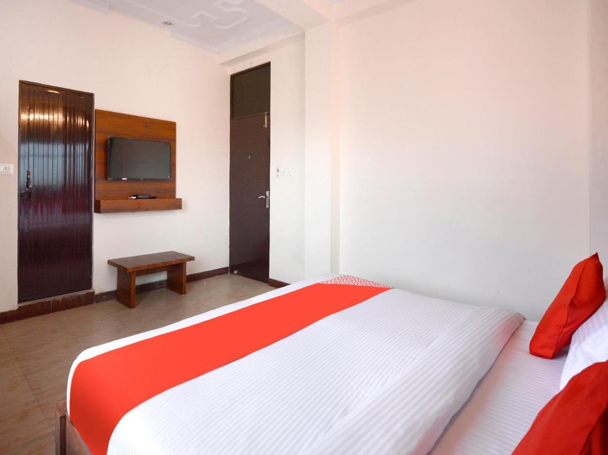 Hotel Collection O 62269 Elegant 3*