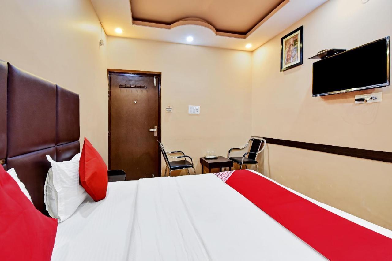 Hotel Deepak Residency