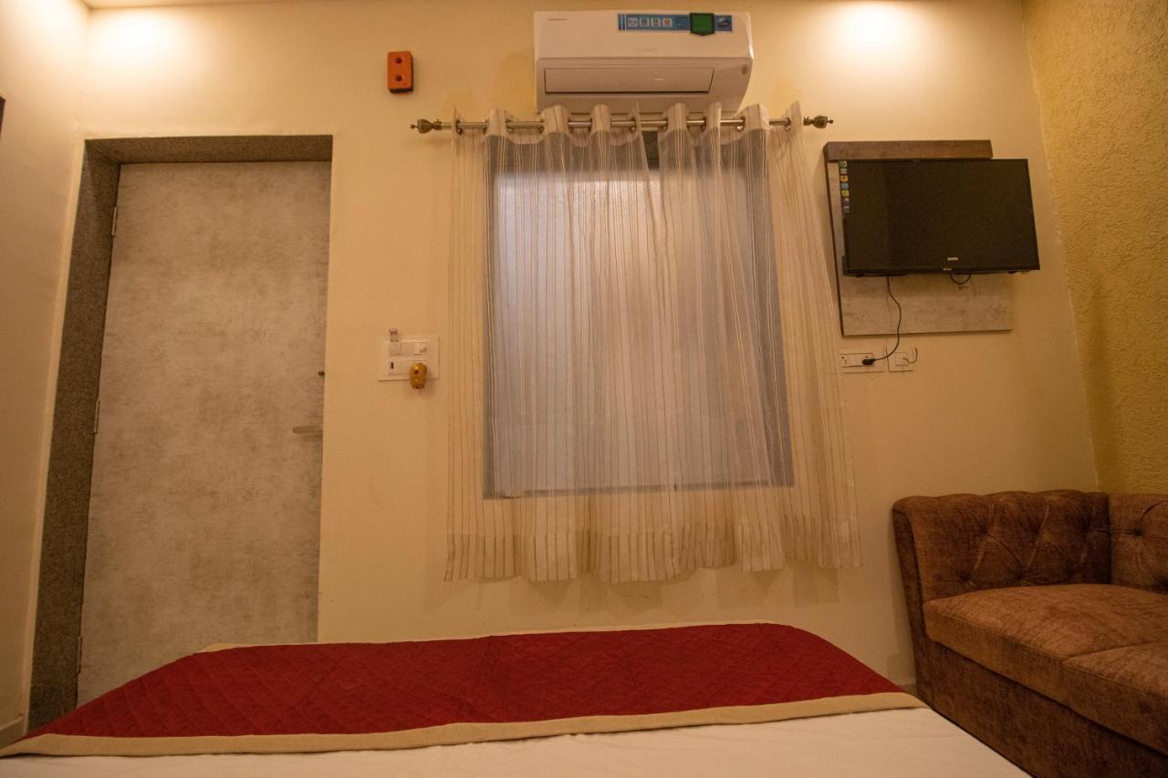 Hotel Aayat Palace Hotel