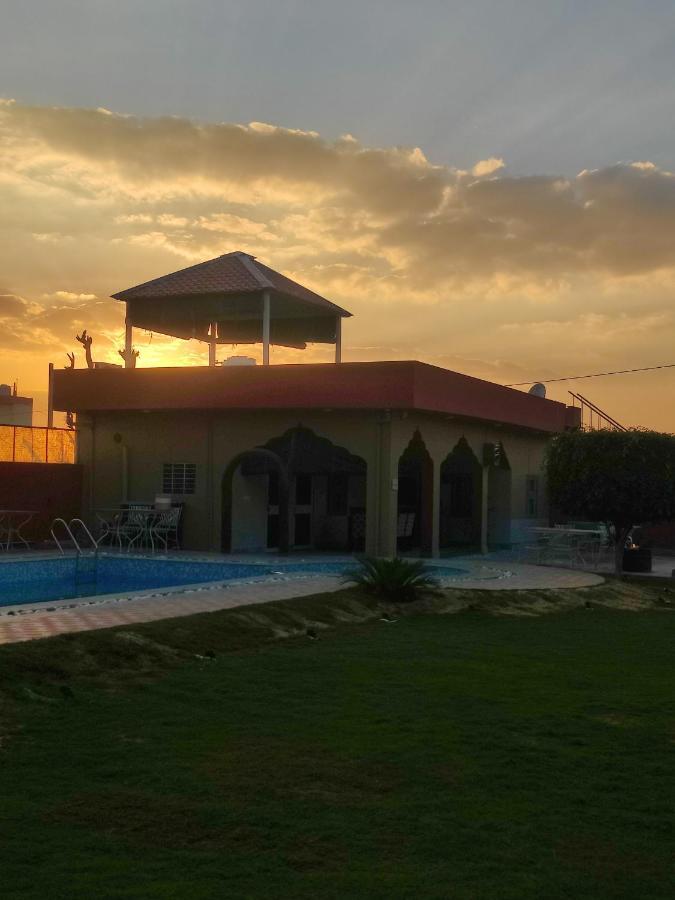 The Great Escapes Party Villa