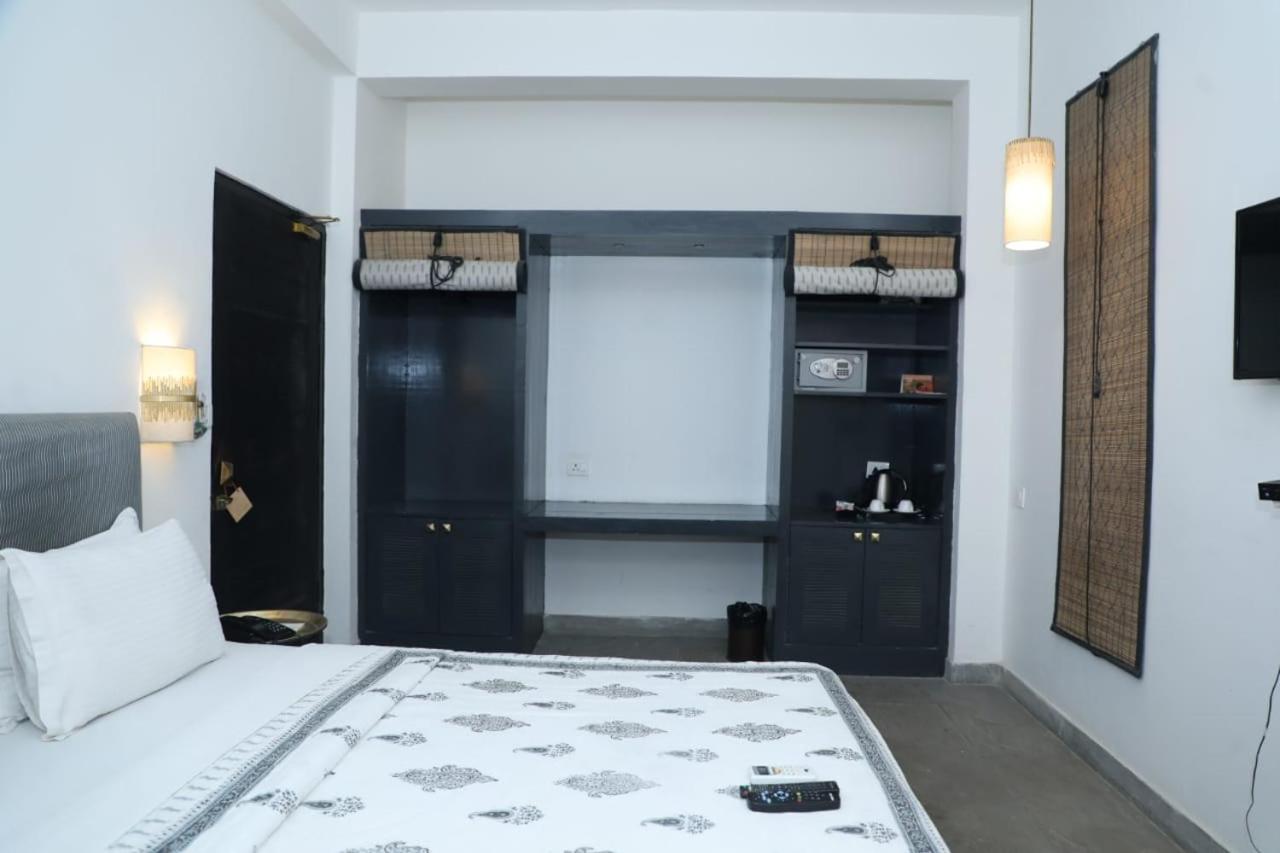 243 3* Jaipur