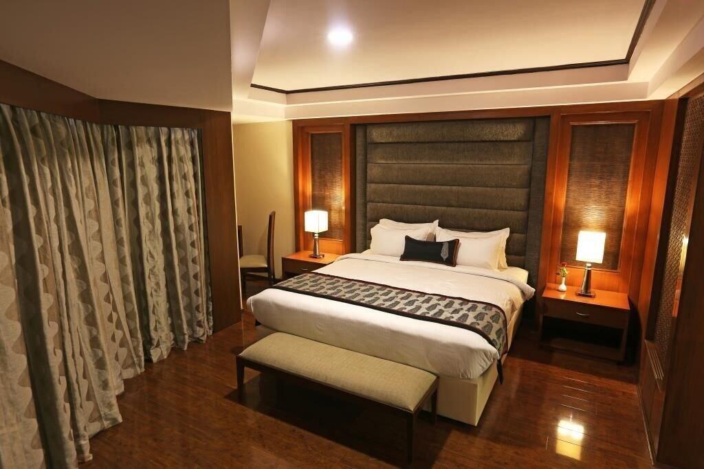 Lemon Tree Premier, Hotel