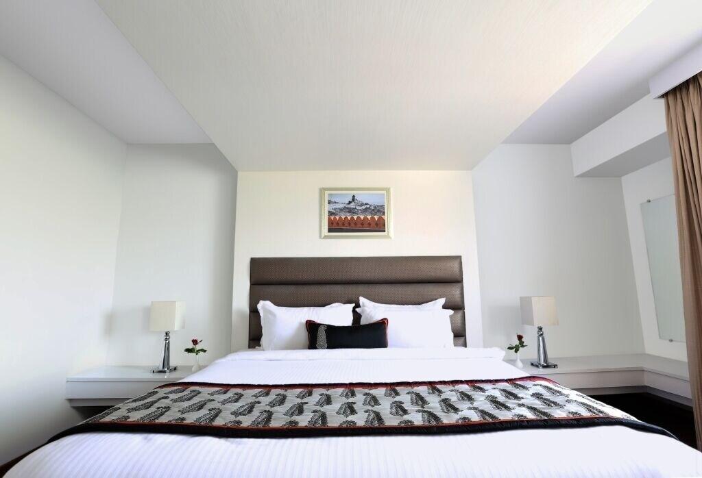 Lemon Tree Premier, 4*