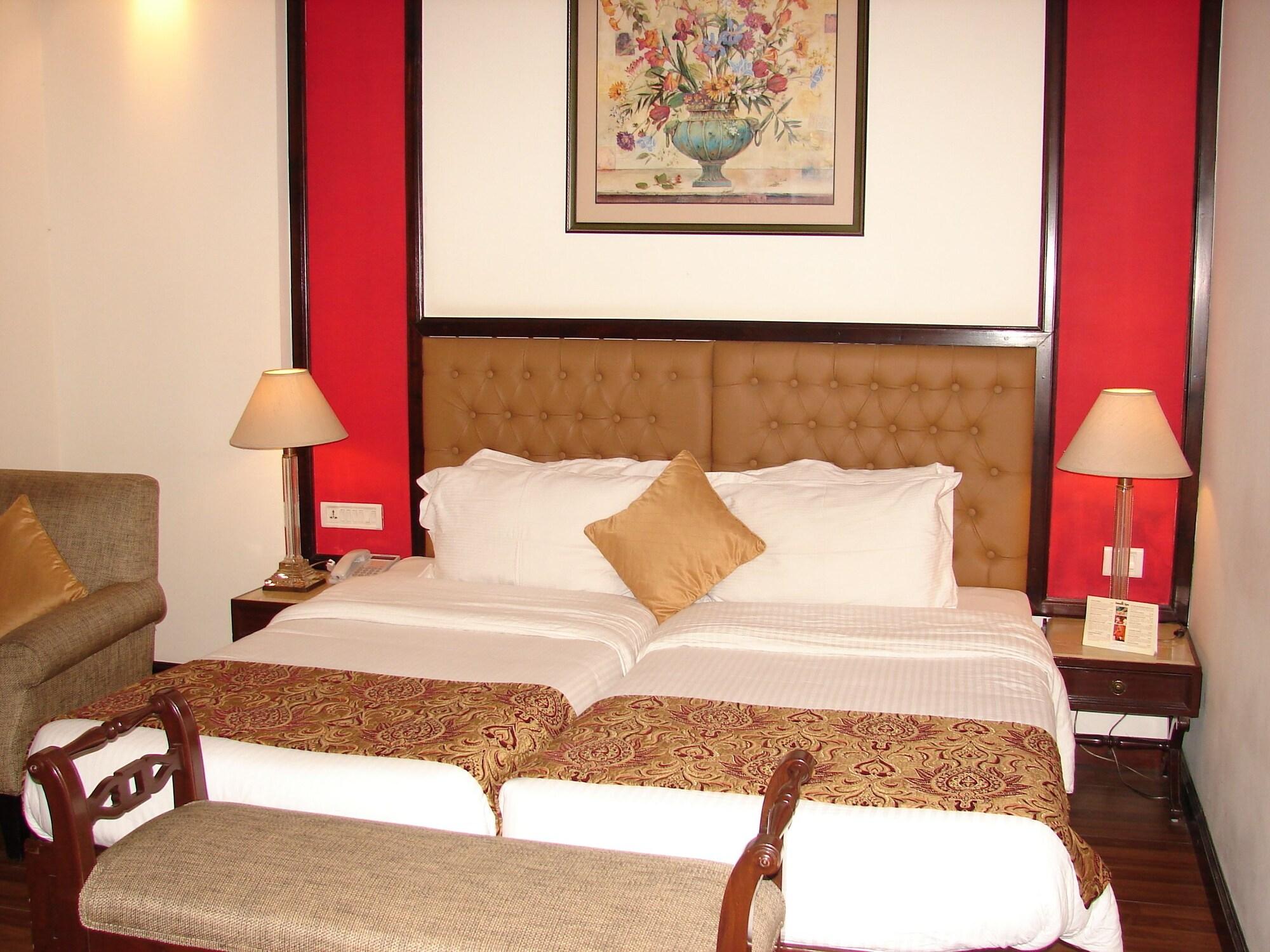 Hotel V Sarovar Portico Mi Road Jaipur