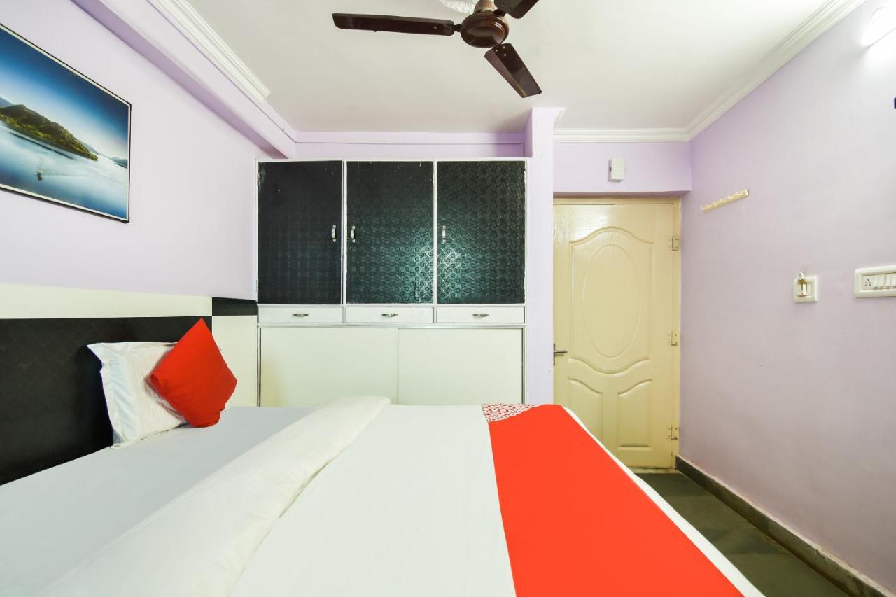 Hotel Oyo 69559 New Mahesh Jaipur