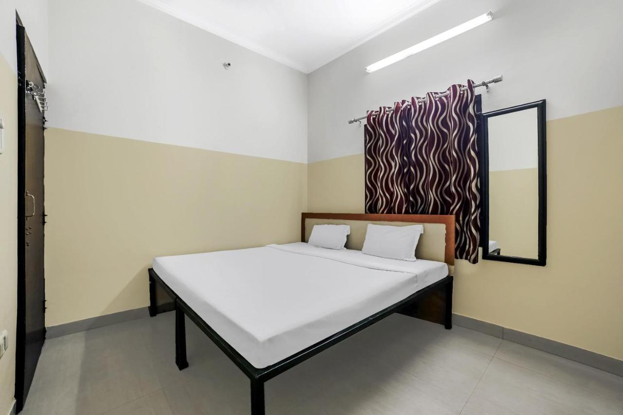 Hotel Oyo 44365 Sunshine
