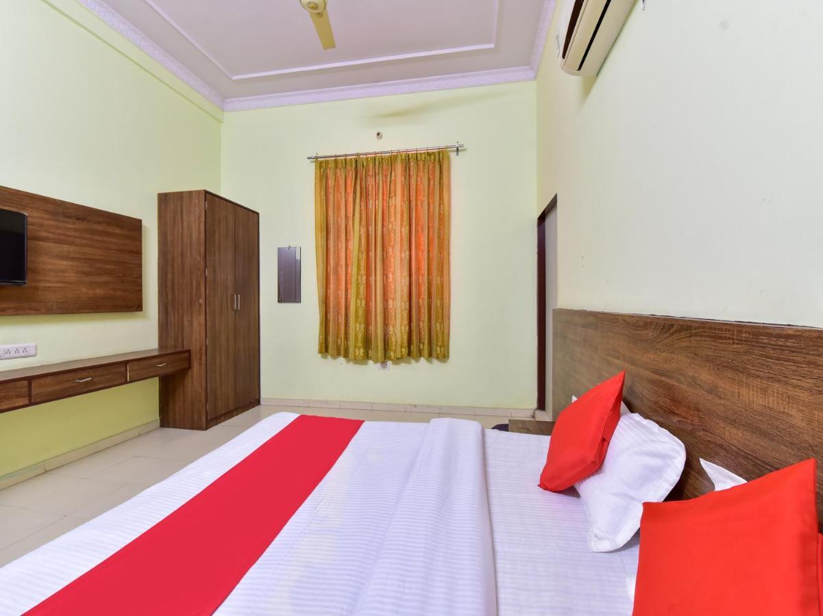 Hotel Oyo Sanskar Paradise