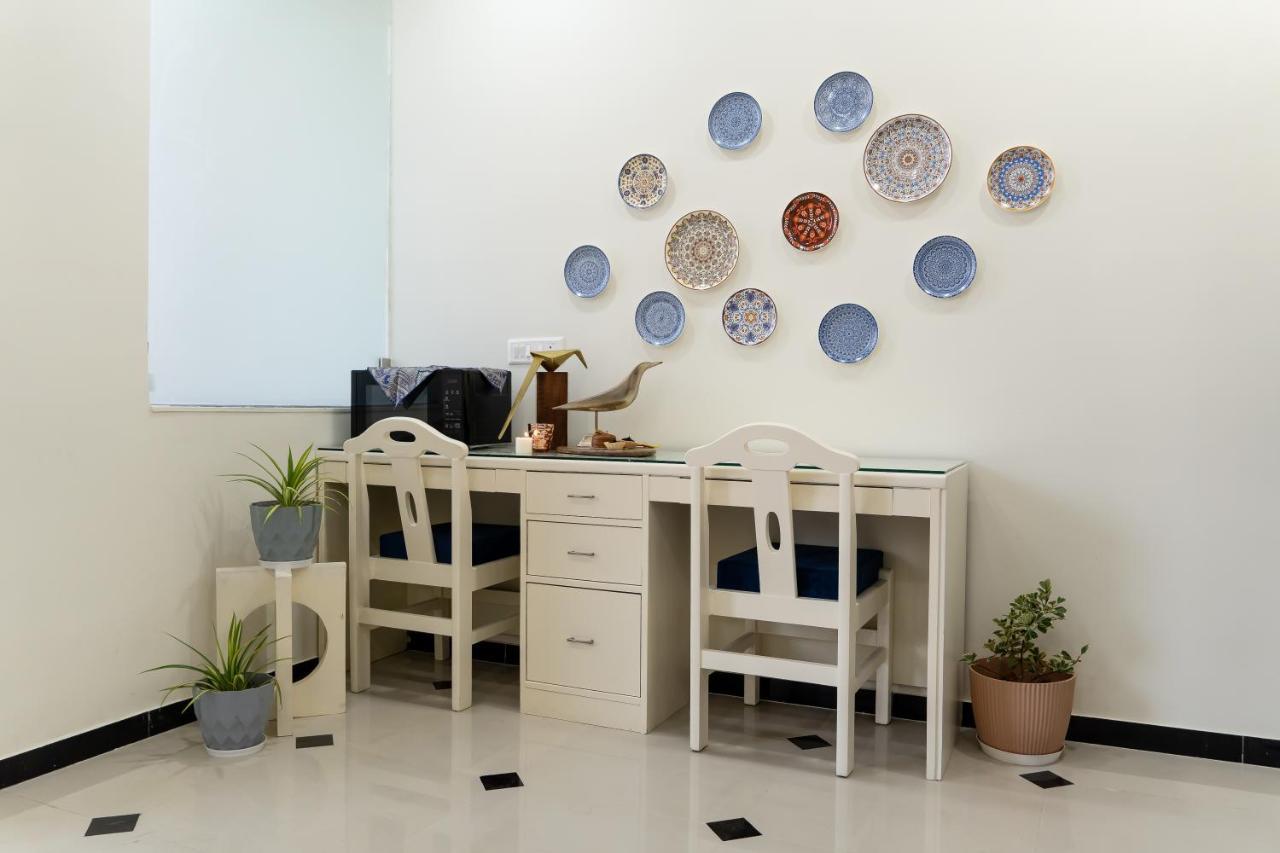Luxury And Elegance With 2 Bedroom In