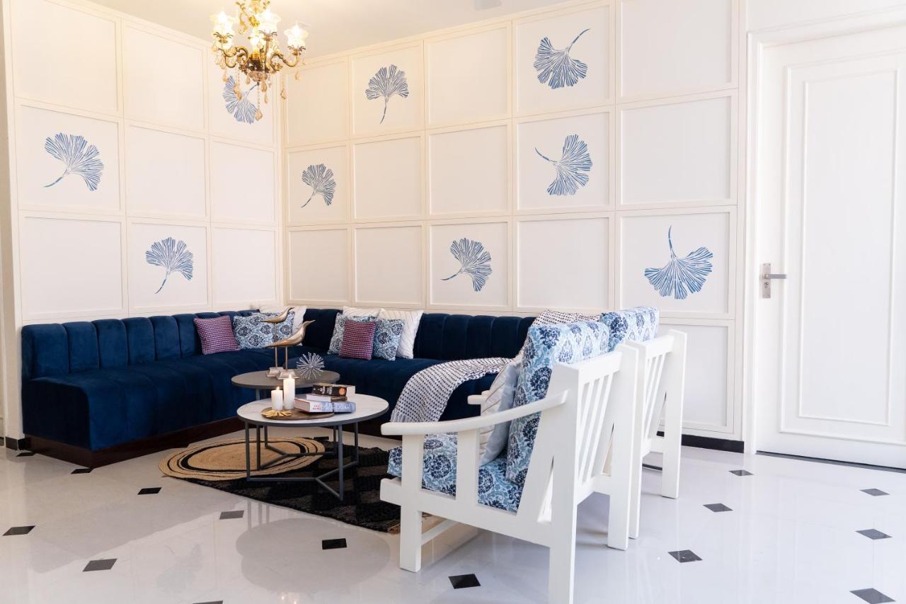 Luxury And Elegance With 2 Bedroom In *