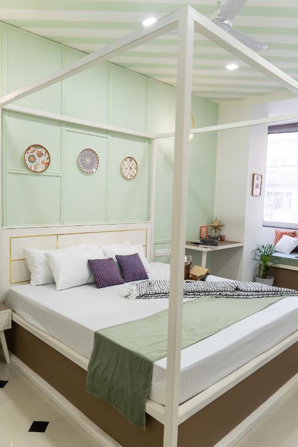 Luxury And Elegance With 2 Bedroom In *