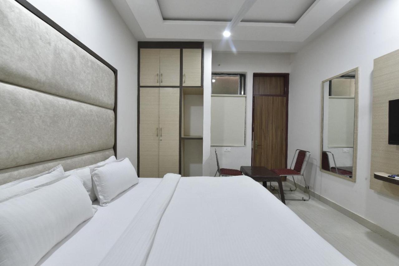 Crown Plaza Hotel Jaipur