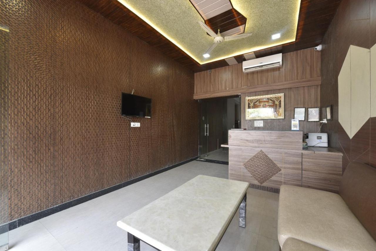 Crown Plaza Hotel