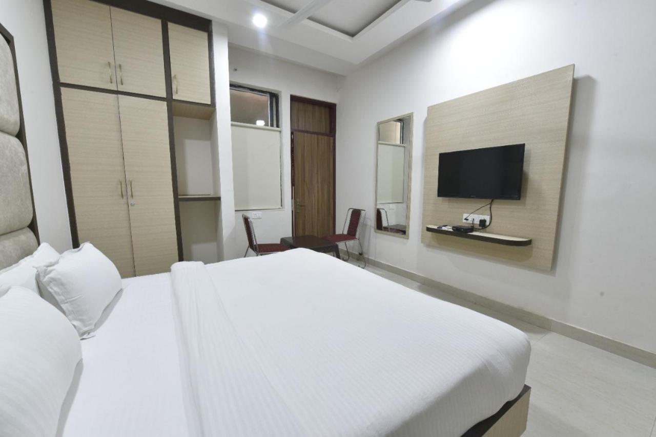 Hotel Crown Plaza