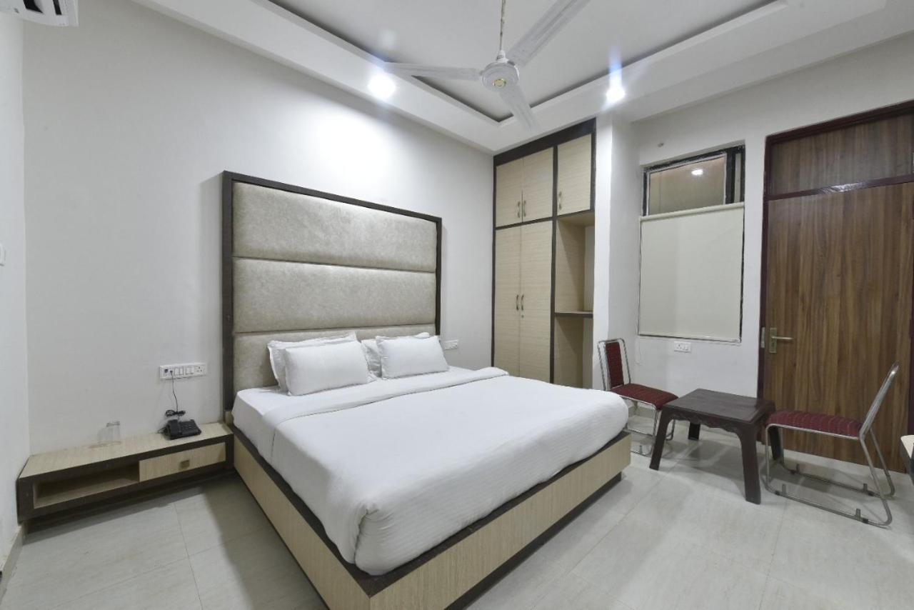 Hotel Crown Plaza Jaipur