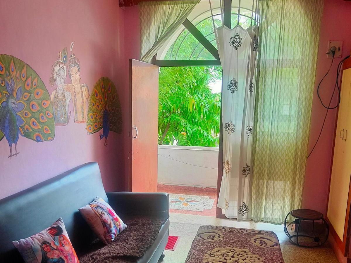 Jwala Niketan Guesthouse Private Rooms