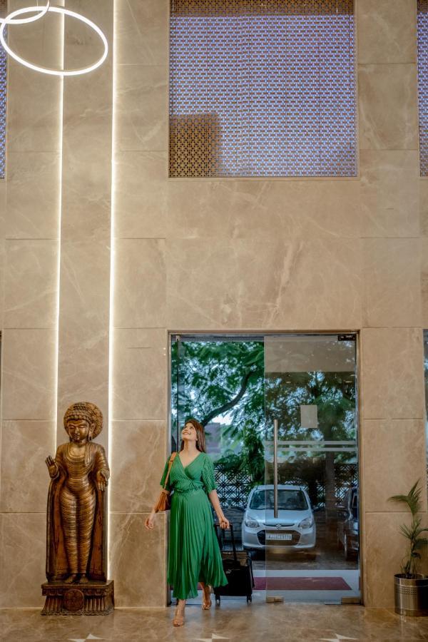 Hotel Ramada By Wyndham North