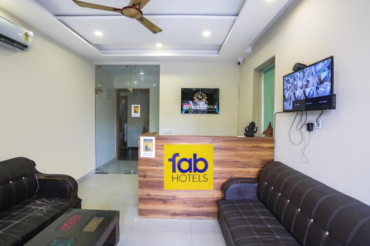 Hotel Fabhotel Shiv Rachna 3*