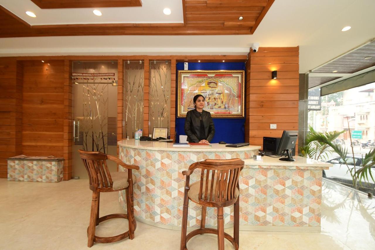 Hotel Life Jaipur