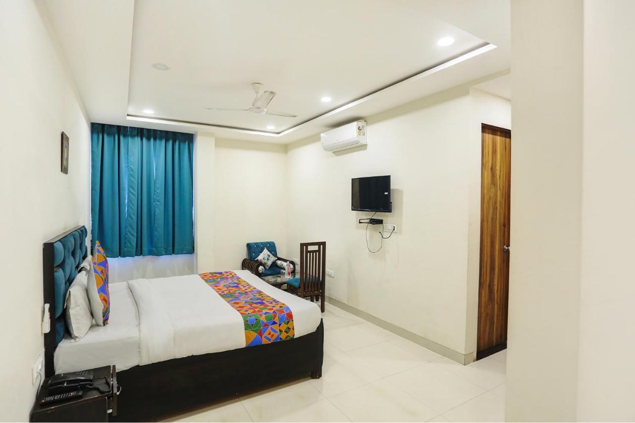 Hotel Fabhotel Shiv Rachna Jaipur