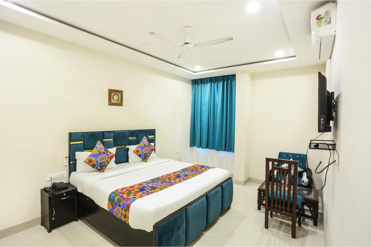 Hotel Fabhotel Shiv Rachna Jaipur