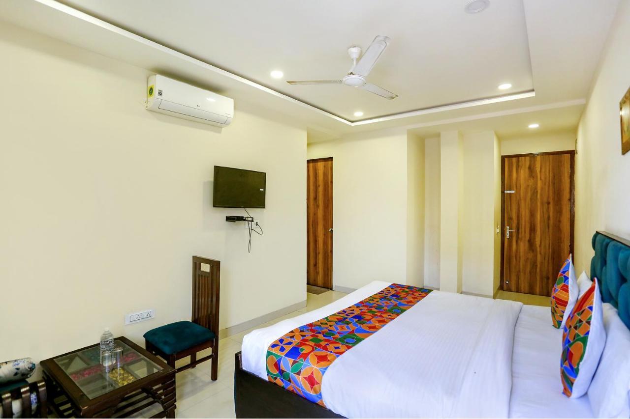 Fabhotel Shiv Rachna Jaipur