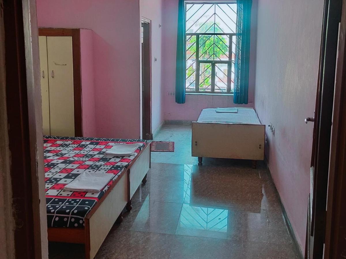 Jwala Niketan Guesthouse Private Rooms * Jaipur