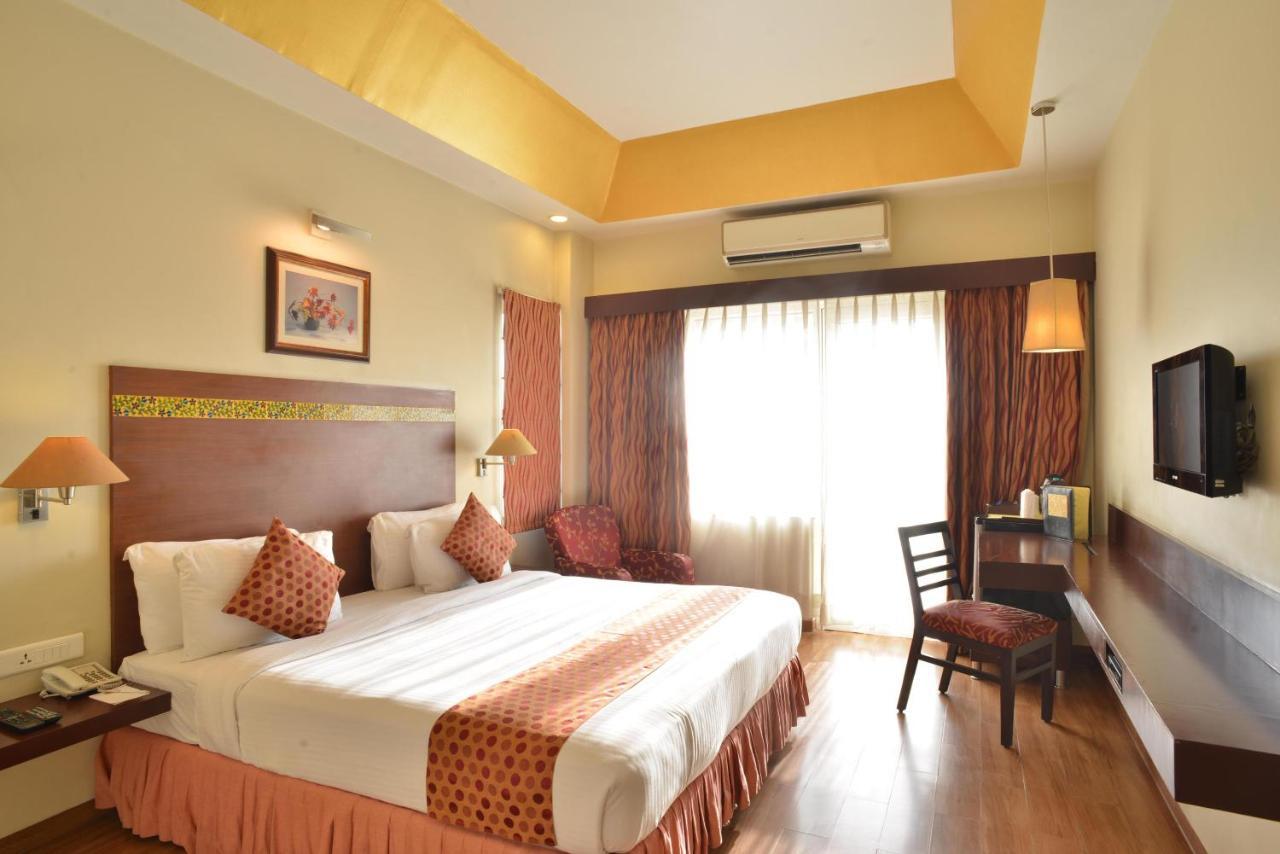 Aurum Boutique Hotel 4*