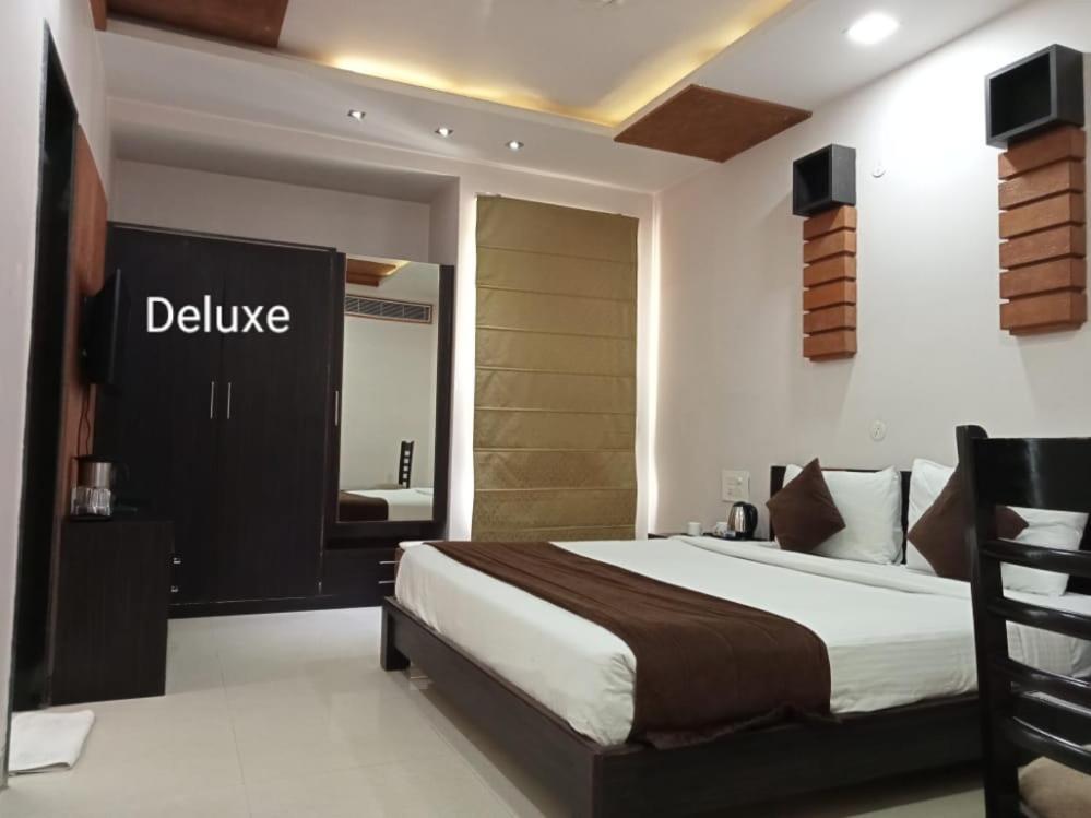 Yash Regency Hotel