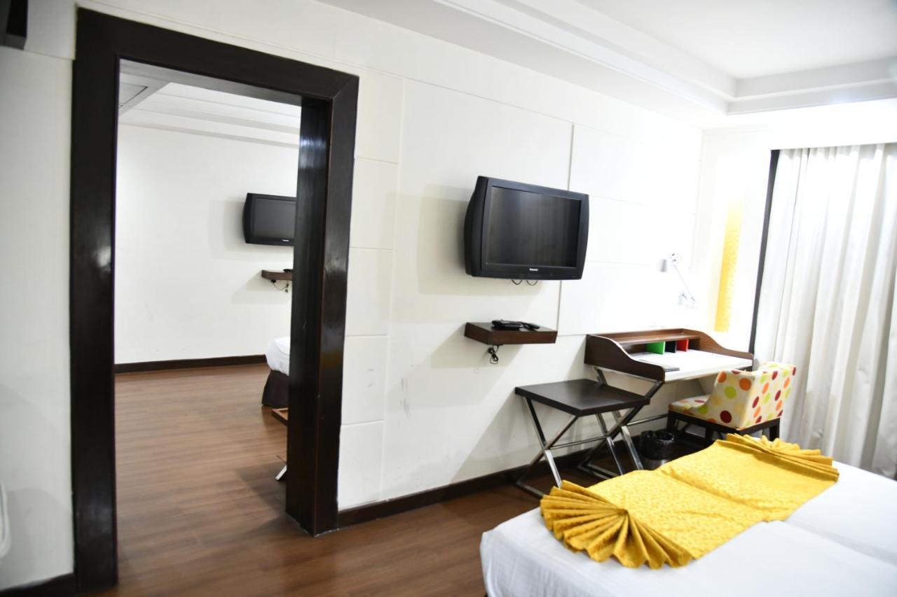 Souvenir Peppermint Hotel 3*