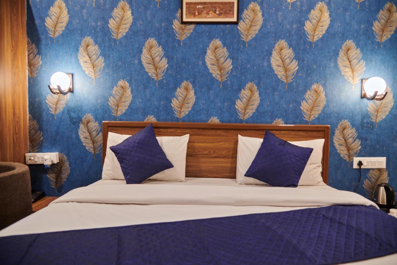 Hotel The Sarai, *