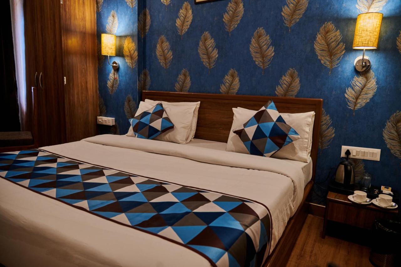 The Sarai, Hotel