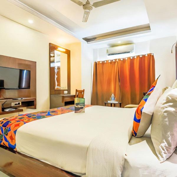 Capital O 11744 Heritage Heights Hotel Jaipur