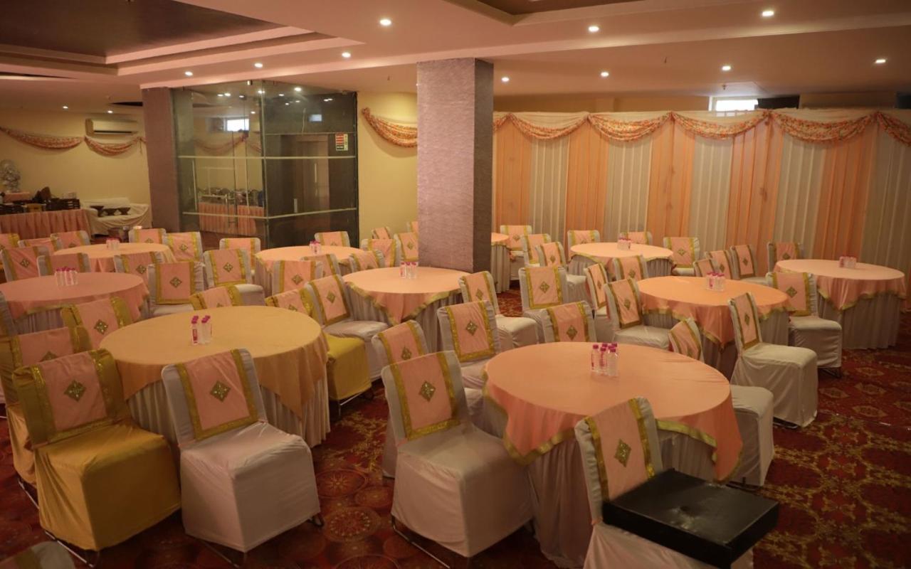 Capital O 11744 Heritage Heights Hotel