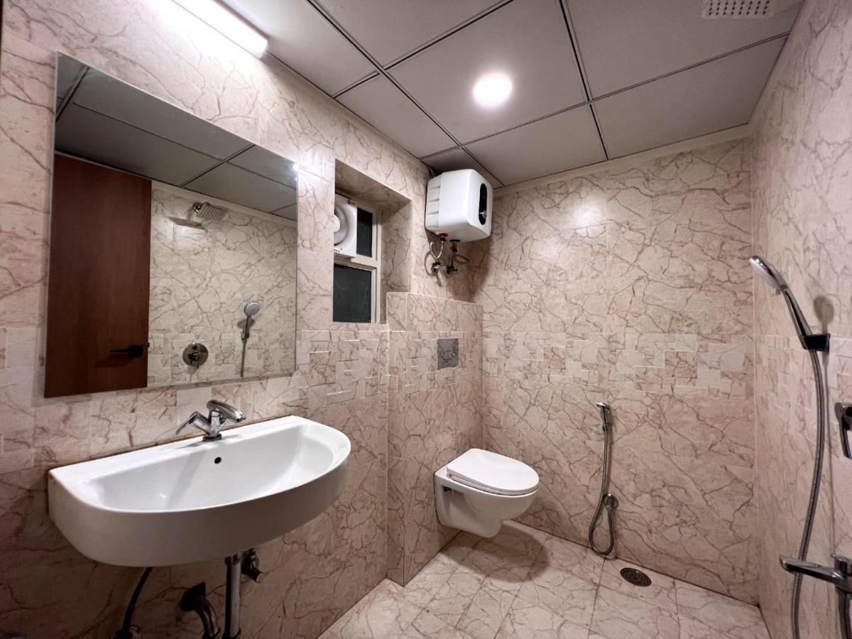 Hotel Grande Residency