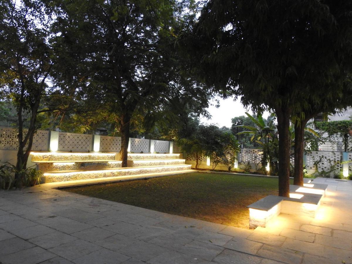 Hostel Jantar *