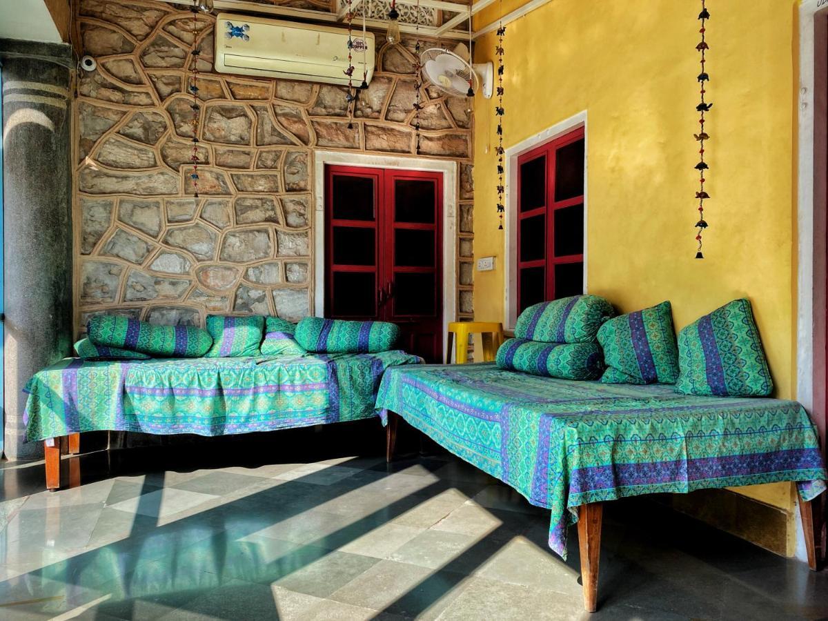 Jantar * Jaipur