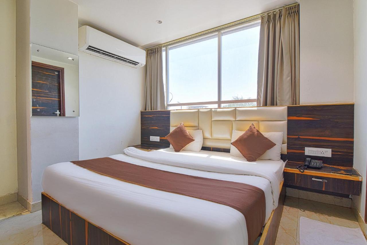 Fabhotel Prime Kaki Hotel 3*