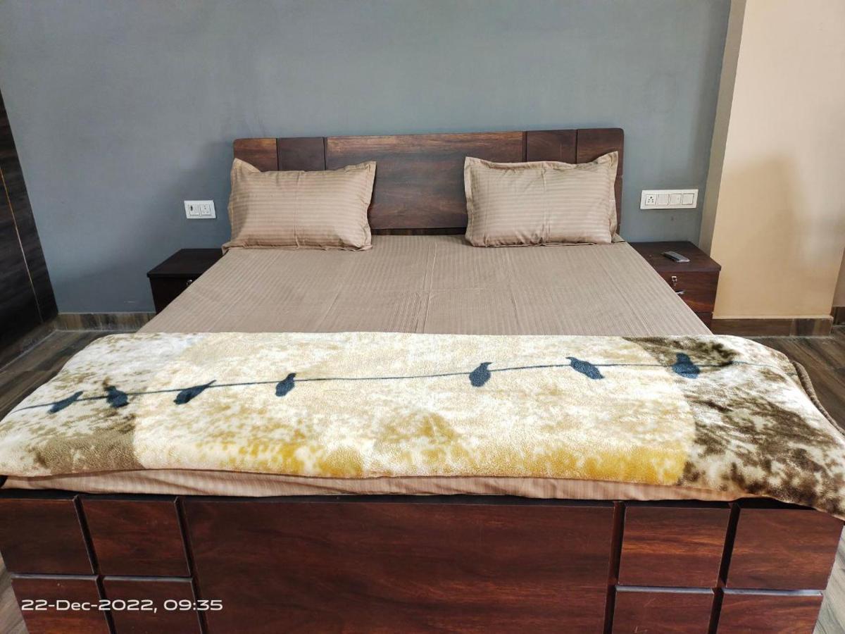 Osho Pg Monthly Paying Guest For Girls & Boys Homestay *