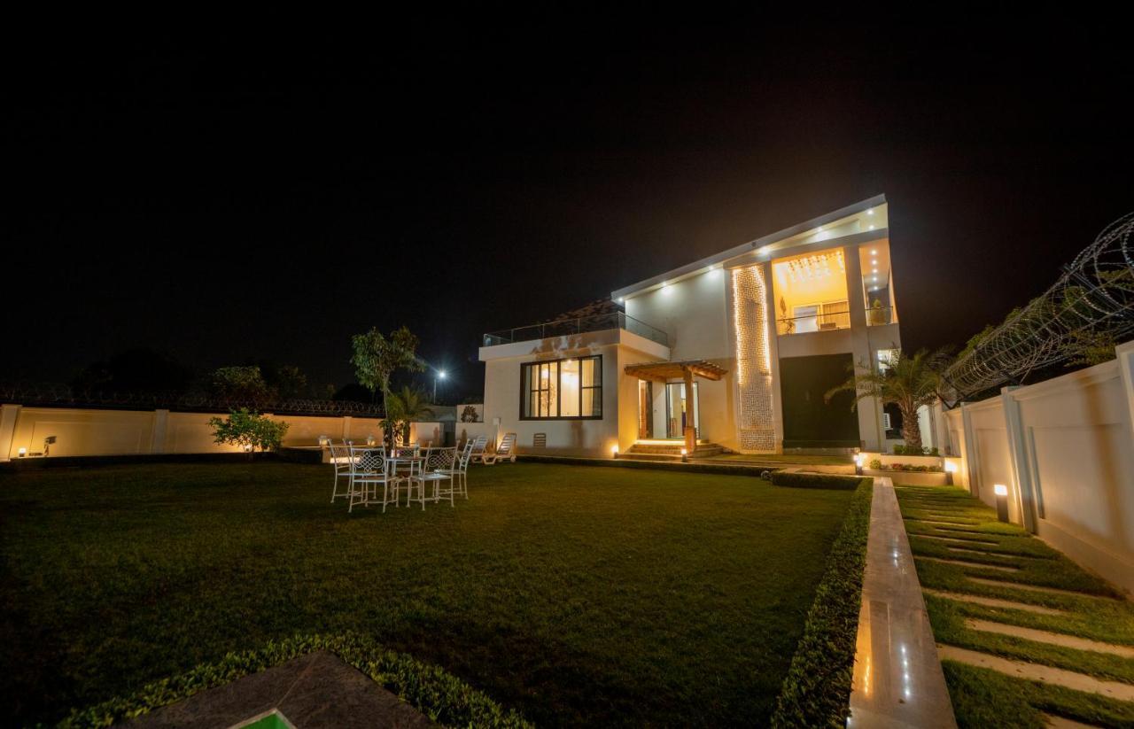 Farm House - 4 Villa Jaipur