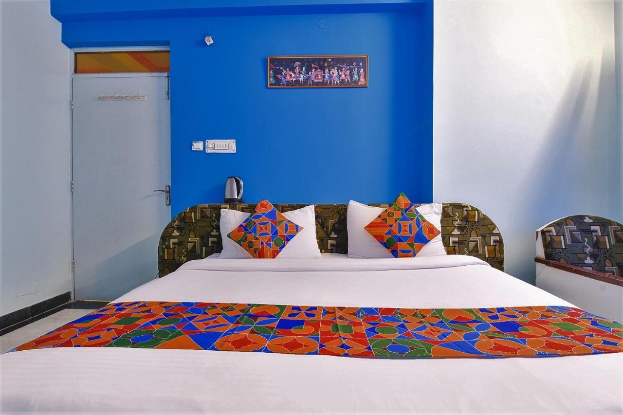 Fabexpress Anuja Hotel 3*