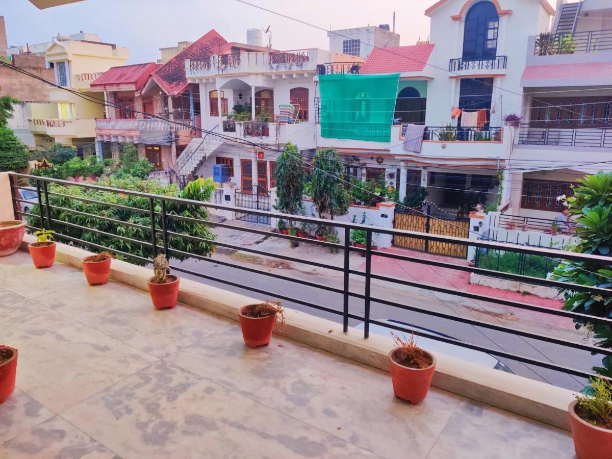 Luxurious 3bhk Urban Retreat Jaipur